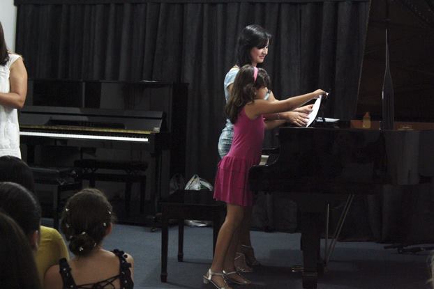 Isabela Soemes Vasconcelos (Piano) - 18/69