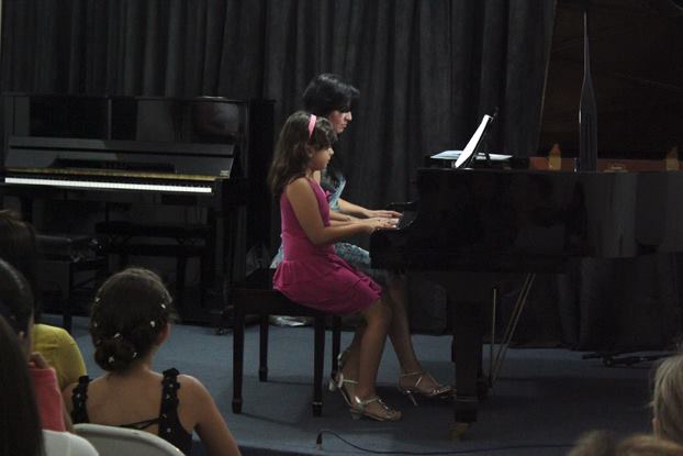 Isabela Soemes Vasconcelos (Piano) - 19/69