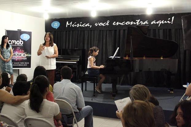 Ana Luiza B. Amorim (Piano) - 46/69