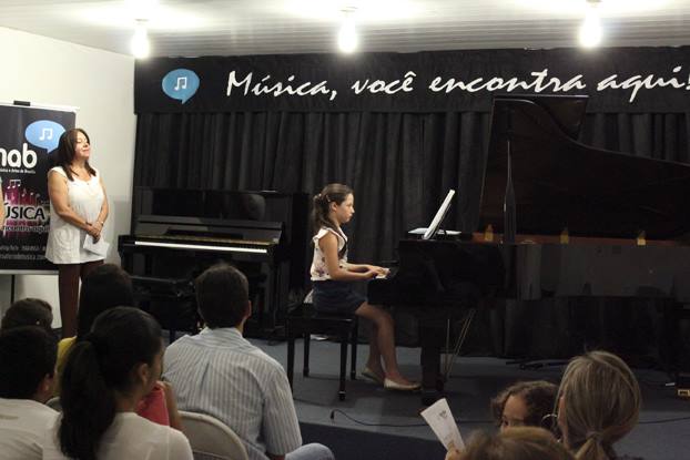 Ana Luiza B. Amorim (Piano) - 48/69