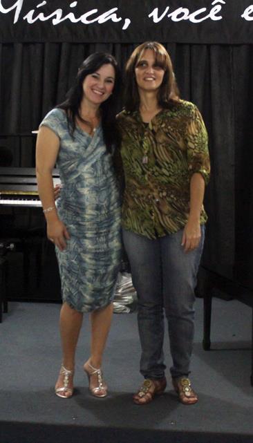 Profª Claudicéia e Profª Wansley - 68/69